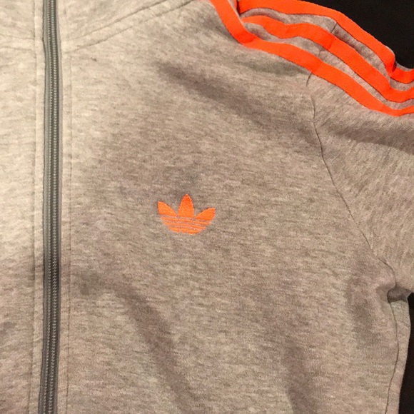 Adidas jacket - Picture 3 of 6